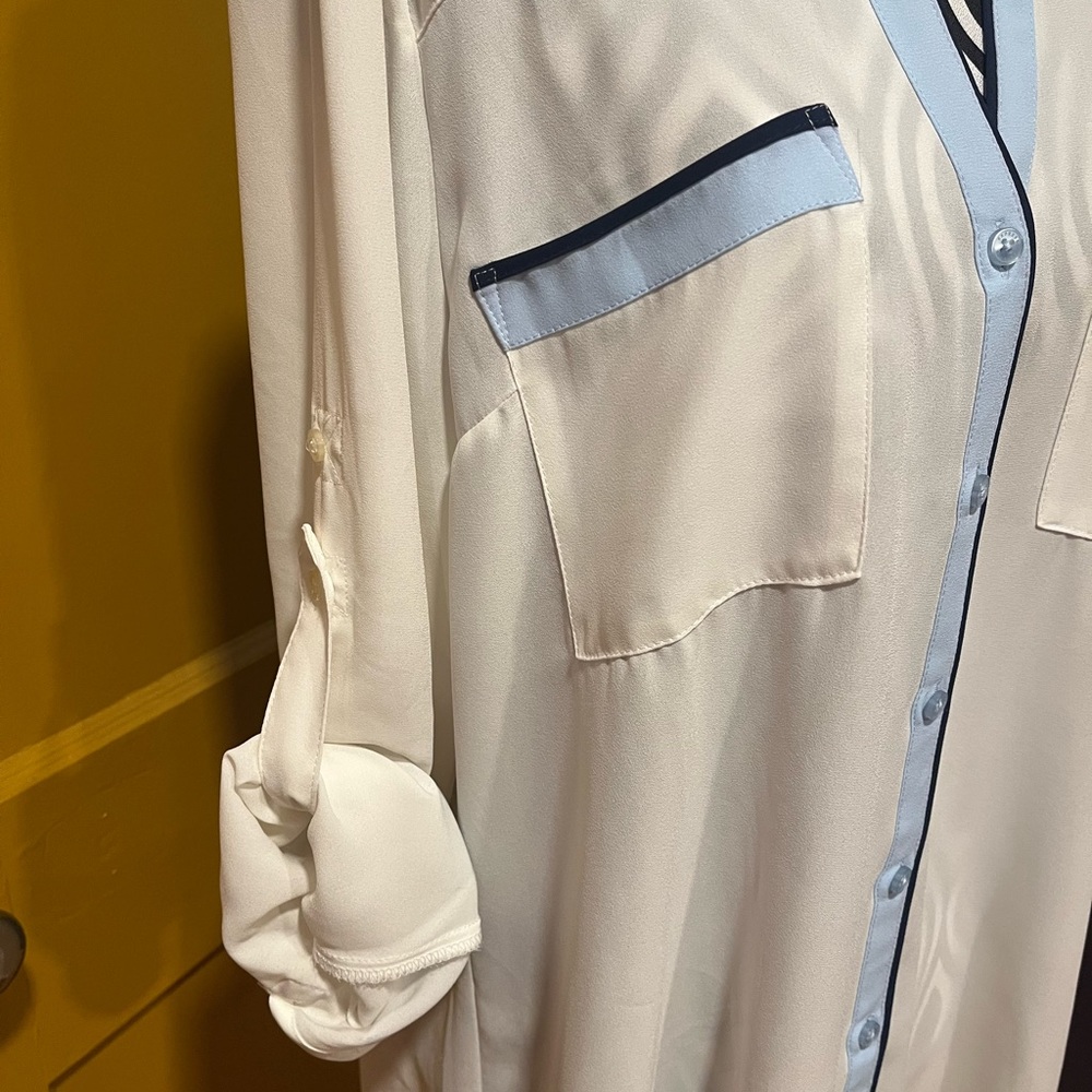 Express White and Blue Button Down Shirt - Picture 7 of 7